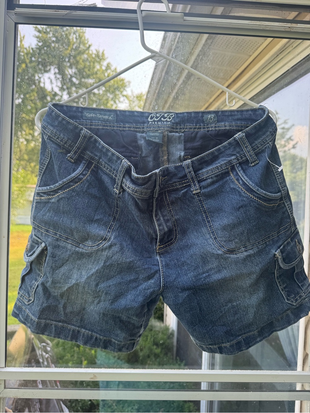 Women’s Dark Blue Denim Cargo Shorts with Utility Pockets